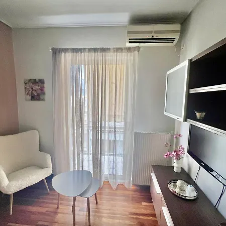 Elegant Downtown Retreat