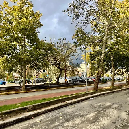 Elegant Downtown Retreat