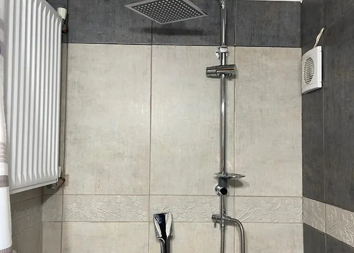 Elegant Downtown Retreat Kalamata